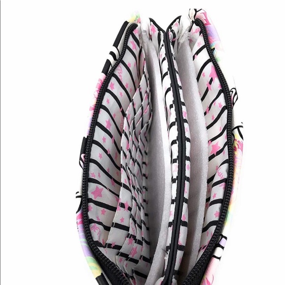 Betsey Johnson Double Pouch Soft Quilted Darling Wristlet / Bag - Picture 5 of 6